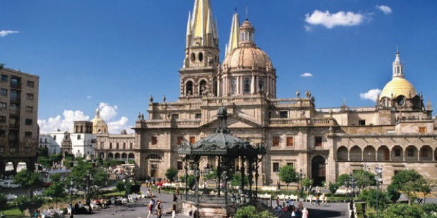 Guadalajara recibe el XIV Simposio Internacional de la AMCAOF