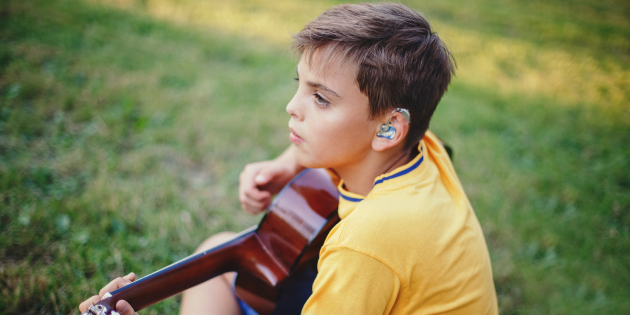 “Cinco cosas que no sabías sobre los audífonos”, consejos básicos para no iniciados