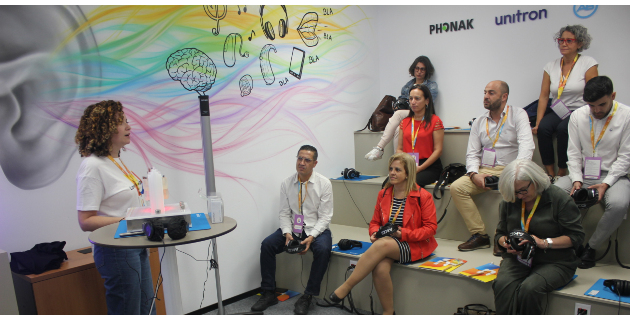 “Innovaciones auditivas” de Unitron Insera para una experiencia personalizada “Innovaciones auditivas” de Unitron Insera para una experiencia personalizada