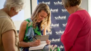 hipoacusia,feria del libro,influencers